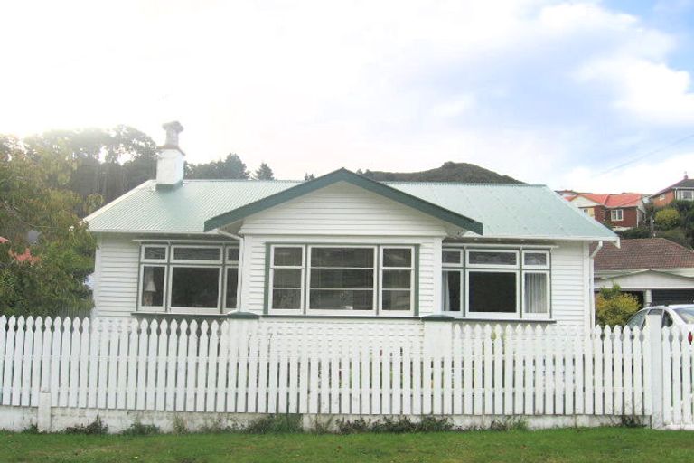 Photo of property in 10 Hildreth Street, Karori, Wellington, 6012