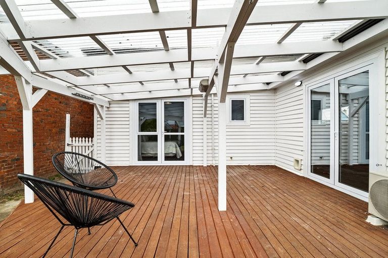 Photo of property in 272 Oxford Street, South Dunedin, Dunedin, 9012