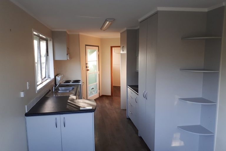 Photo of property in 13 Cranston Street, Torbay, Auckland, 0632