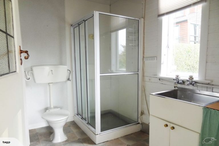 Photo of property in 70 Donald Street, Karori, Wellington, 6012