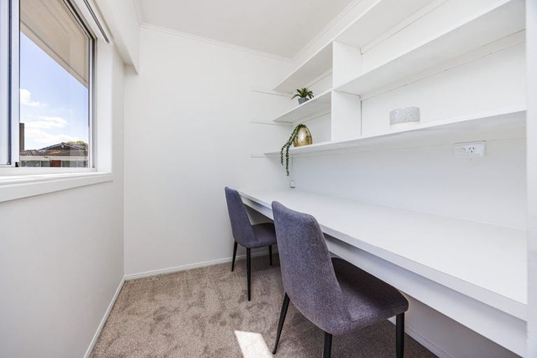 Photo of property in 3 Halcyon Place, Papatoetoe, Auckland, 2025