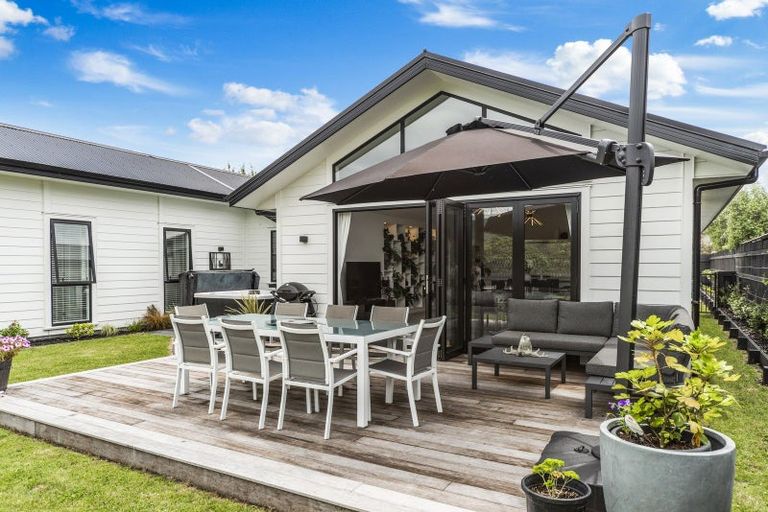 Photo of property in 97 Lisland Drive, Kinloch, Taupo, 3377