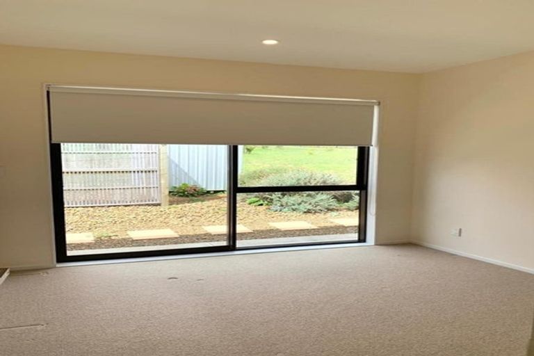 Photo of property in 24 Mcintosh Drive, Pokeno, 2471