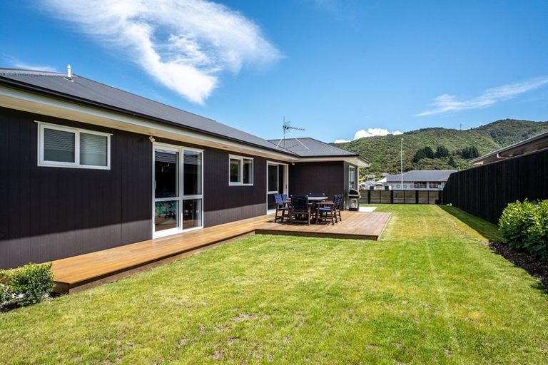 Photo of property in 226 Wise Street, Wainuiomata, Lower Hutt, 5014