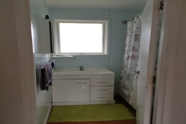 Photo of property in 15 Matai Street, Waiuku, 2123