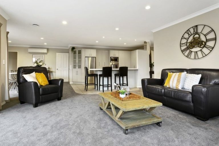 Photo of property in 4 Chesterton Drive, Leamington, Cambridge, 3432