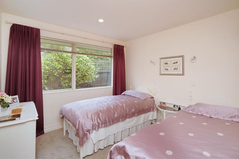Photo of property in 6a Virtue Place, Bishopdale, Christchurch, 8053
