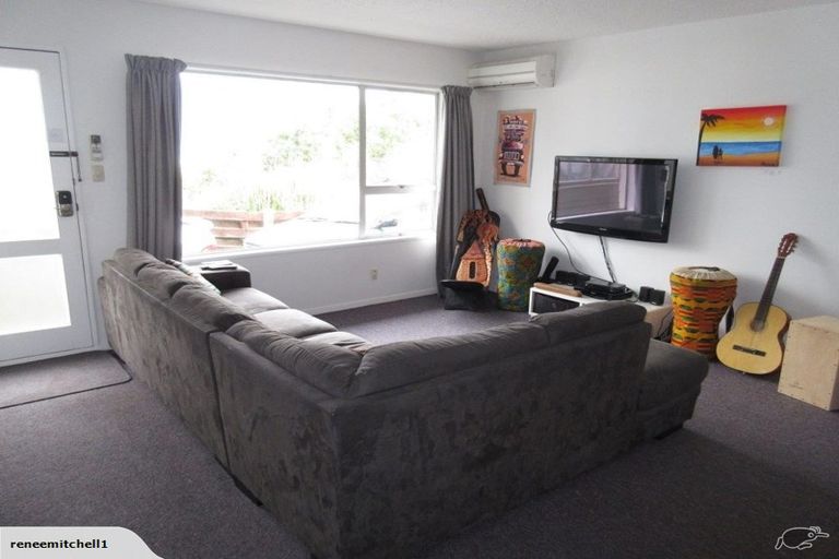 Photo of property in 2/26 Voelas Road, Lyttelton, 8082