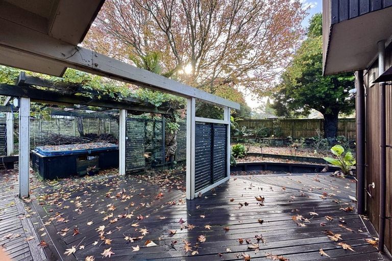 Photo of property in 11 Goodwood Drive, Goodwood Heights, Auckland, 2105