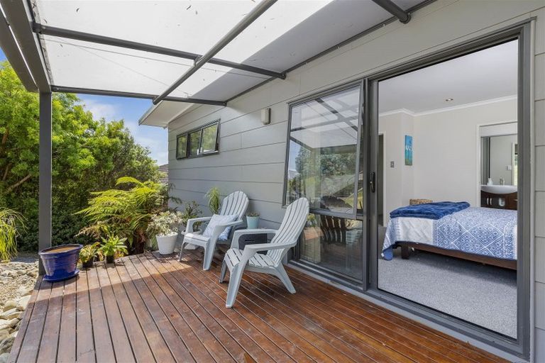 Photo of property in 19 Layton Road, Manly, Whangaparaoa, 0930