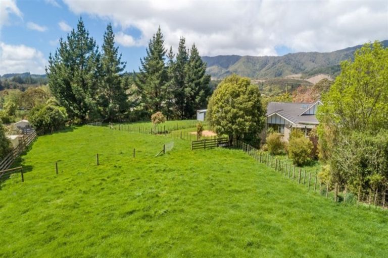 Photo of property in 1142a Maymorn Road, Maymorn, Upper Hutt, 5018
