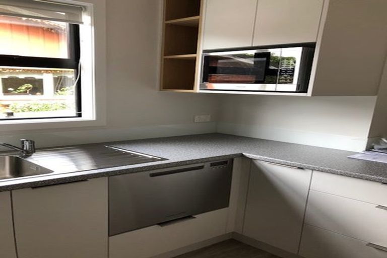 Photo of property in 2/27 Seddon Road, Frankton, Hamilton, 3204