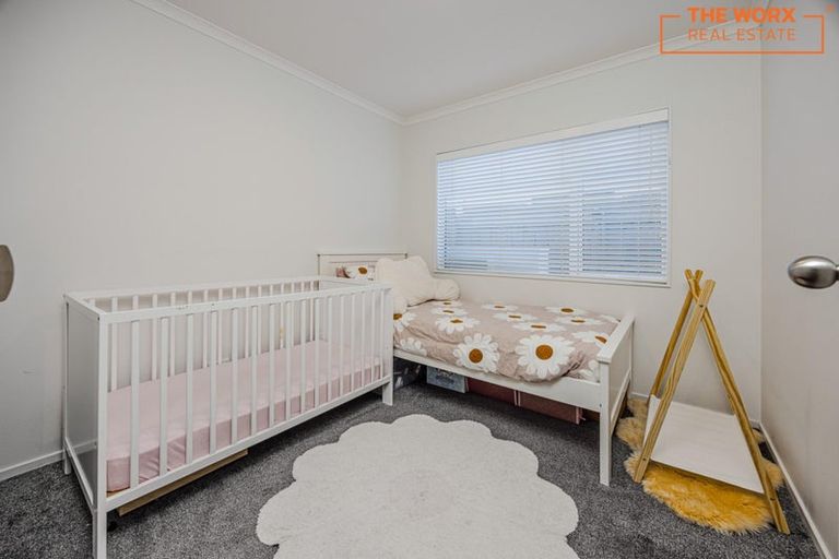 Photo of property in 87 Kuaka Drive, Takanini, 2112
