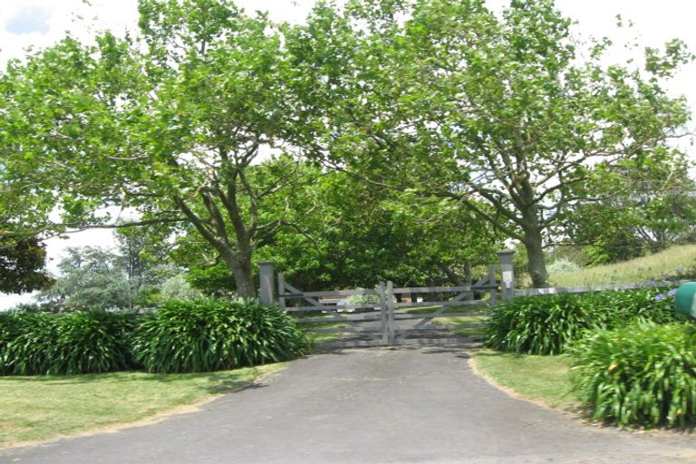 Photo of property in 53 Stan Wright Road, Karaka, Papakura, 2580