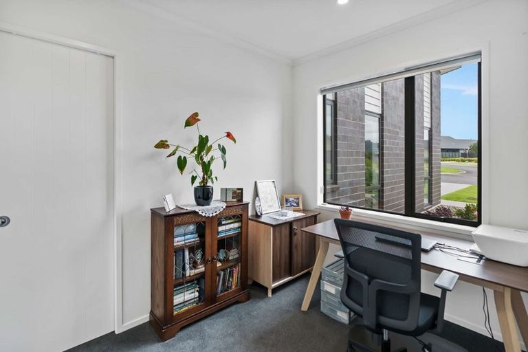 Photo of property in 3 Topping Place, Whitianga, 3510