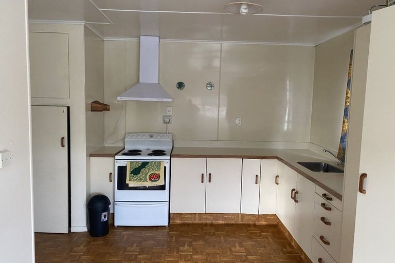 Photo of property in 20 Royal Crescent, Saint Kilda, Dunedin, 9012