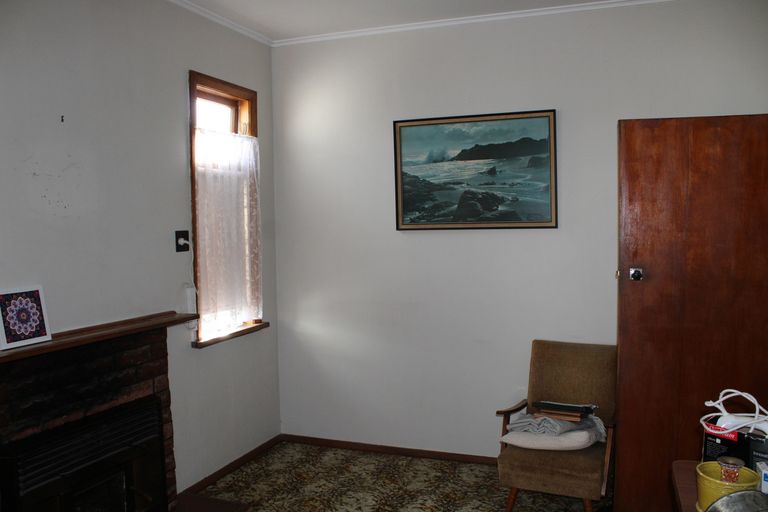 Photo of property in 5 Lansdowne Crescent, Lansdowne, Masterton, 5810