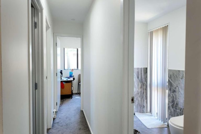 Photo of property in 372 Swanson Road, Ranui, Auckland, 0612