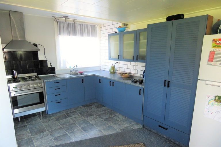 Photo of property in 56 Brougham Street, Westport, 7825