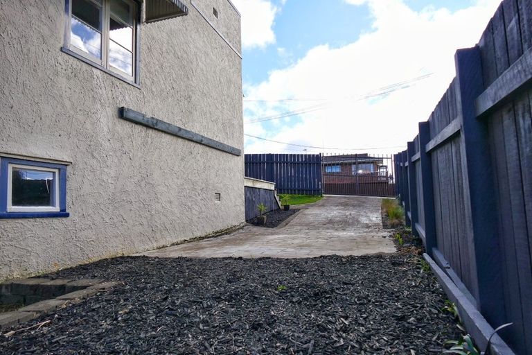 Photo of property in 2/45 Koromiko Street, New Lynn, Auckland, 0600