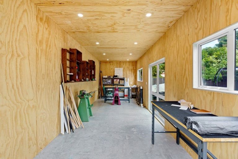 Photo of property in 27 Toi Street, Otaki Beach, Otaki, 5512