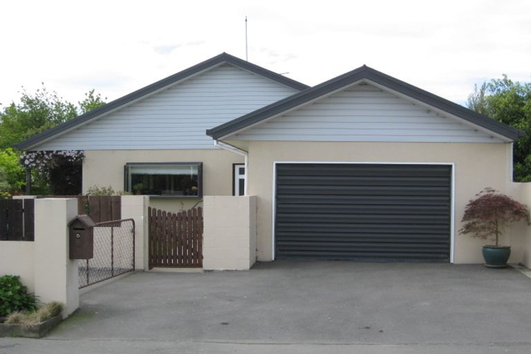 Photo of property in 5 Gilbert Street, Amberley, 7410