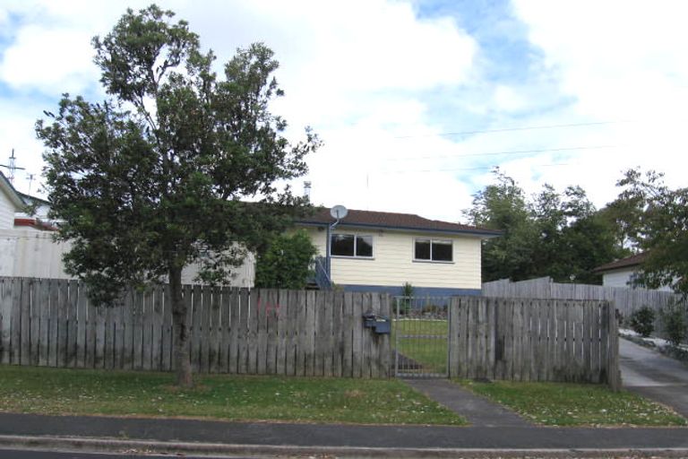 Photo of property in 4 Hotspur Place, Bayview, Auckland, 0629