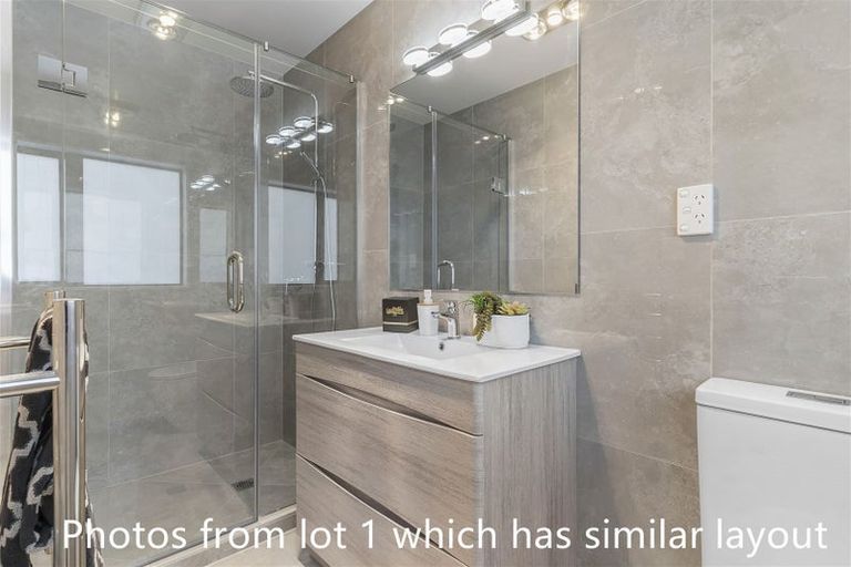 Photo of property in 10b Ballial Place, West Harbour, Auckland, 0618