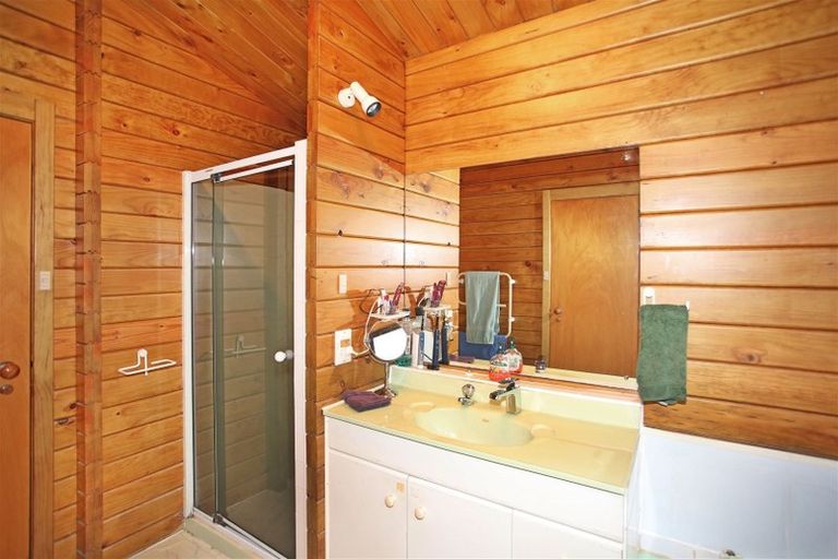 Photo of property in 31 Barberton Terrace, Red Hill, Papakura, 2110