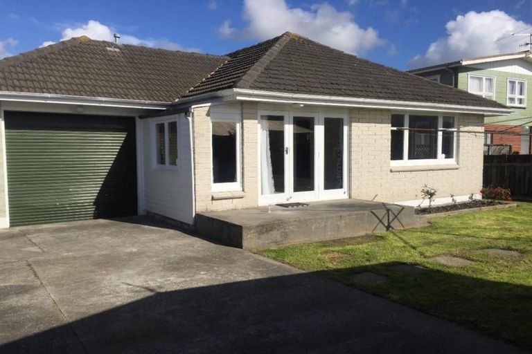 Photo of property in 129 Taita Drive, Avalon, Lower Hutt, 5011