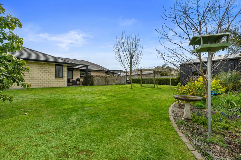 Photo of property in 14 O'sullivan Drive, Matamata, 3400