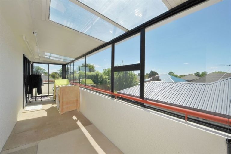 Photo of property in 122b Yaldhurst Road, Sockburn, Christchurch, 8042