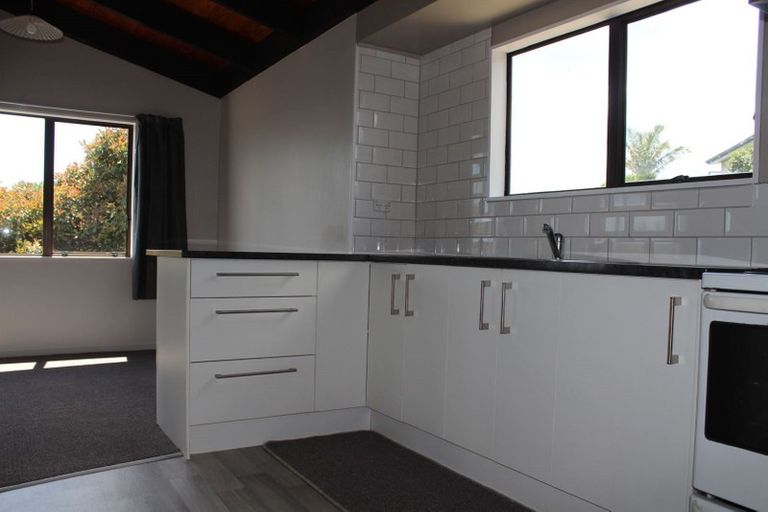 Photo of property in 11 Kaanapali Place, Wattle Downs, Auckland, 2103