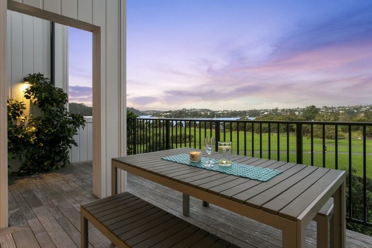 Photo of property in 30 Catalina Bay Drive, Hobsonville, Auckland, 0616