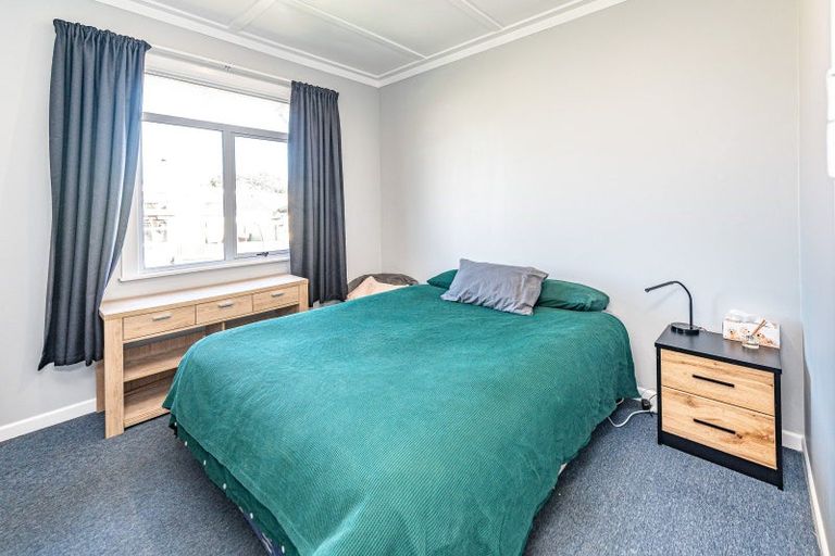 Photo of property in 17 Matai Street, Castlecliff, Whanganui, 4501