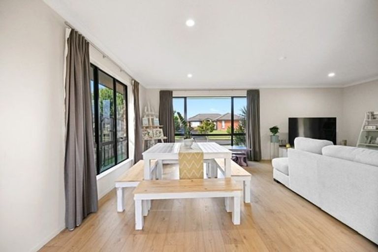 Photo of property in 4 Azure Place, Huntington, Hamilton, 3210