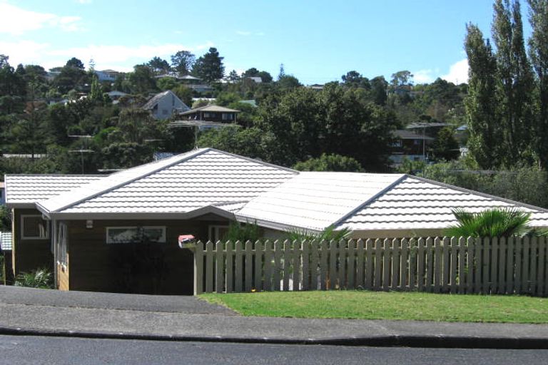 Photo of property in 1/14 Fitzwilliam Drive, Torbay, Auckland, 0630