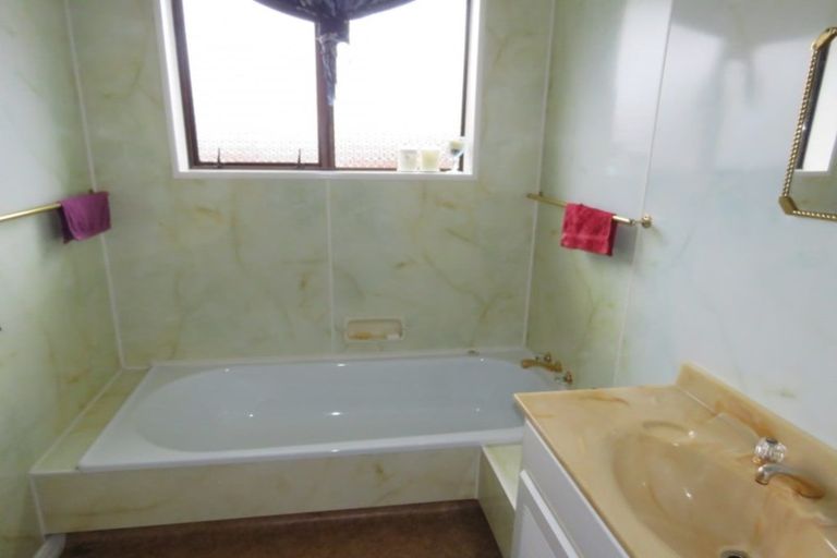 Photo of property in 92 Dick Street, Reefton, 7830