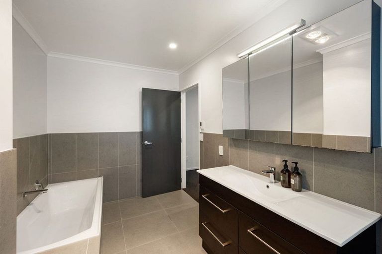 Photo of property in 17 Vogel Place, Cambridge, 3434