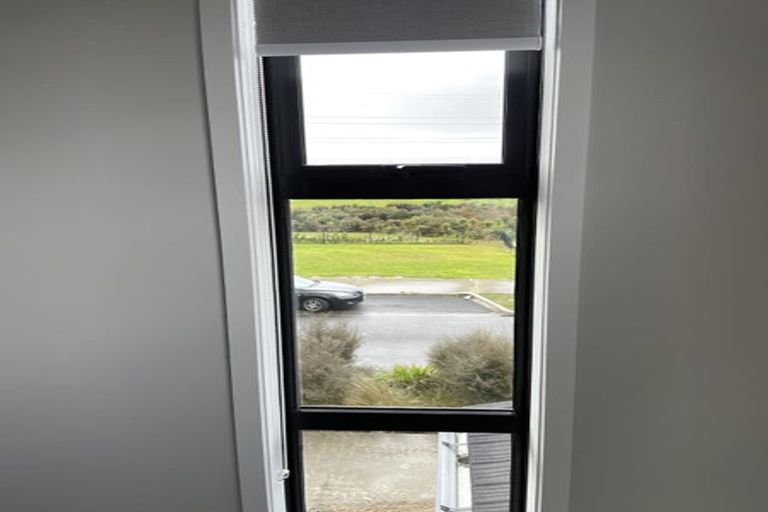 Photo of property in 3 Awakeri Street, Kumeu, 0810