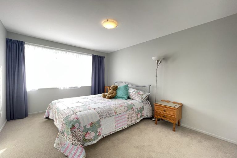 Photo of property in 11 Mattingley Street, Aranui, Christchurch, 8061