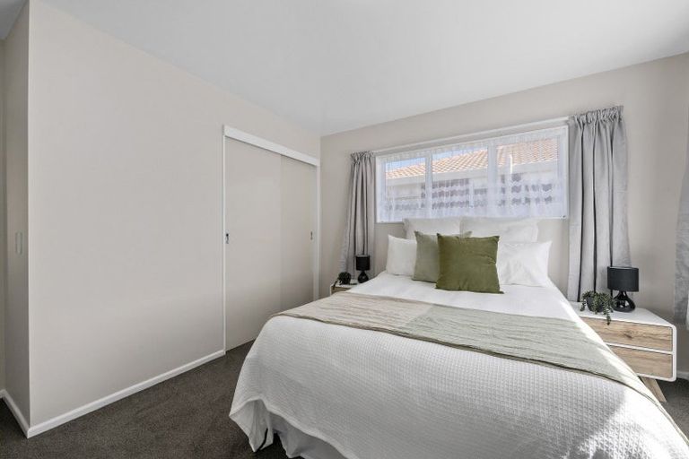 Photo of property in 2/29 Lane Street, Wallaceville, Upper Hutt, 5018