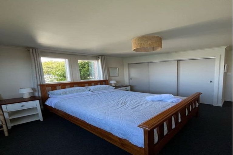 Photo of property in 27 View Road, Houghton Bay, Wellington, 6023