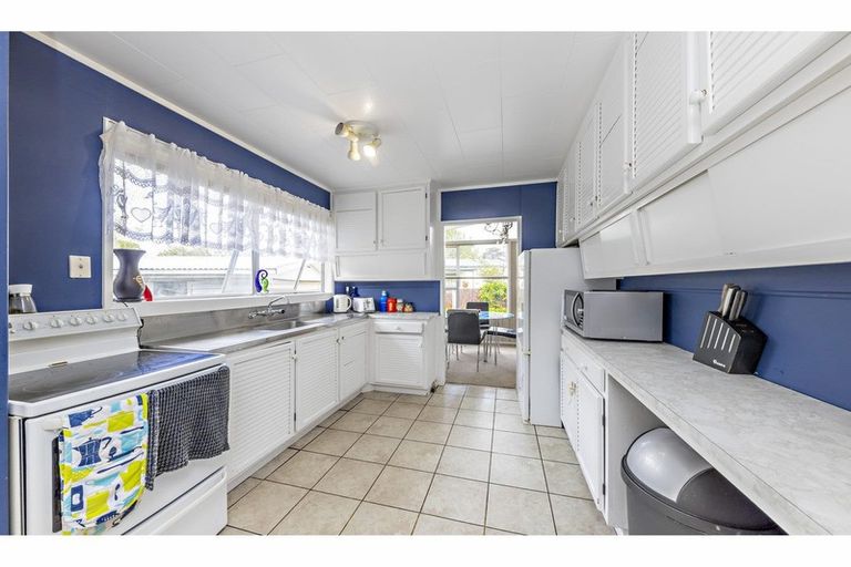 Photo of property in 27 Hope Farm Avenue, Pakuranga Heights, Auckland, 2010