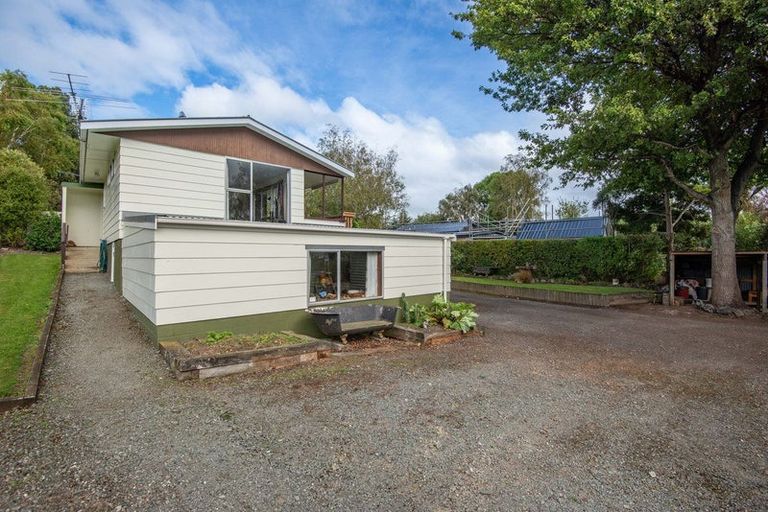 Photo of property in 9 Castle Street, Waihola, Milton, 9073