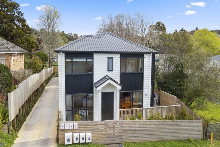 Photo of property in 6a Blenheim Street, Glenfield, Auckland, 0629