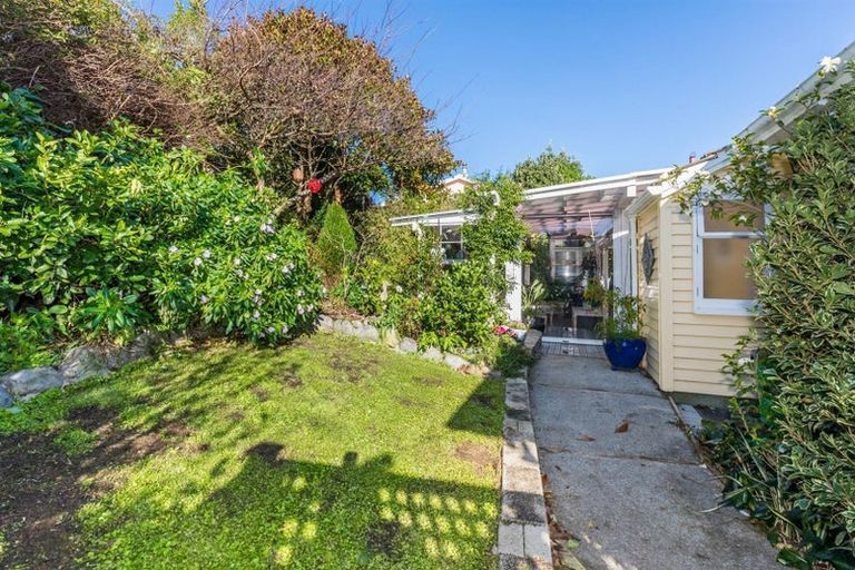 Photo of property in 2 Moult Street, Titahi Bay, Porirua, 5022