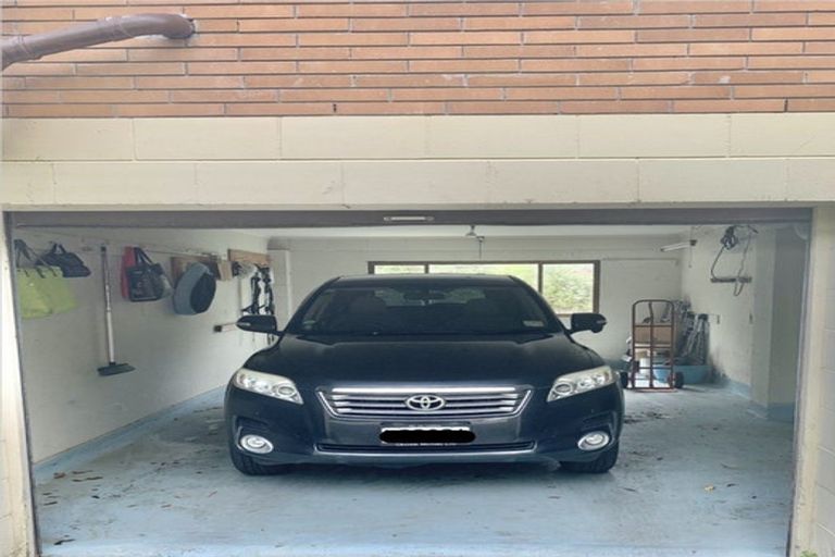 Photo of property in 3/19 Chequers Avenue, Glenfield, Auckland, 0629