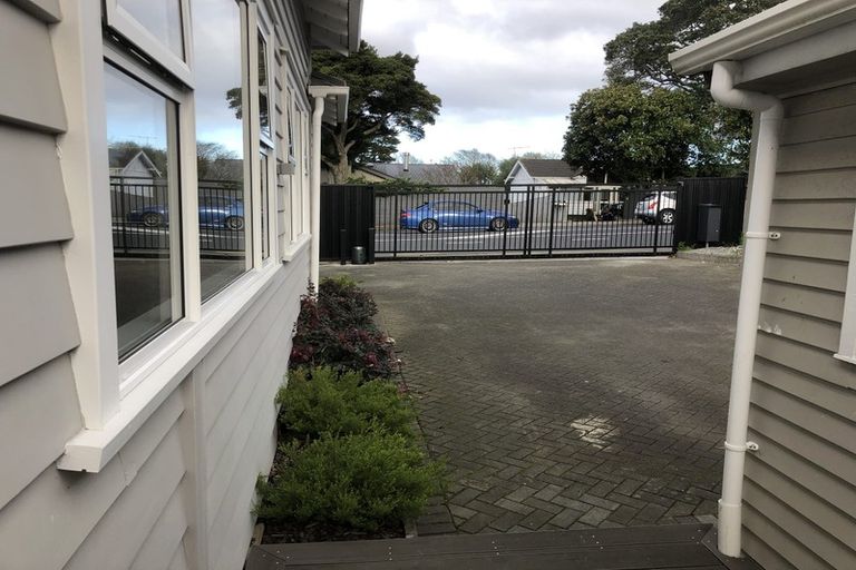 Photo of property in 57 Green Lane East, Remuera, Auckland, 1050