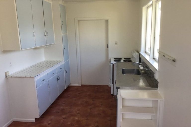 Photo of property in 2/25 Nutsey Avenue, Northcote, Auckland, 0627